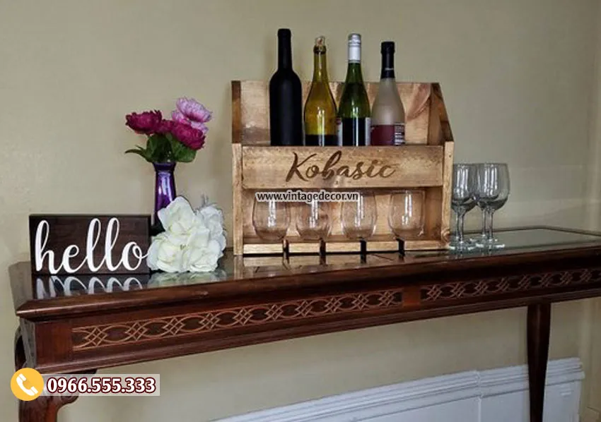 Mẫu kệ rượu vang để bàn tiện ích KR71