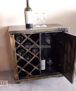 Tủ rượu TRM05 mở cánh phải – tầng kệ đặt ly và chai bên trong
