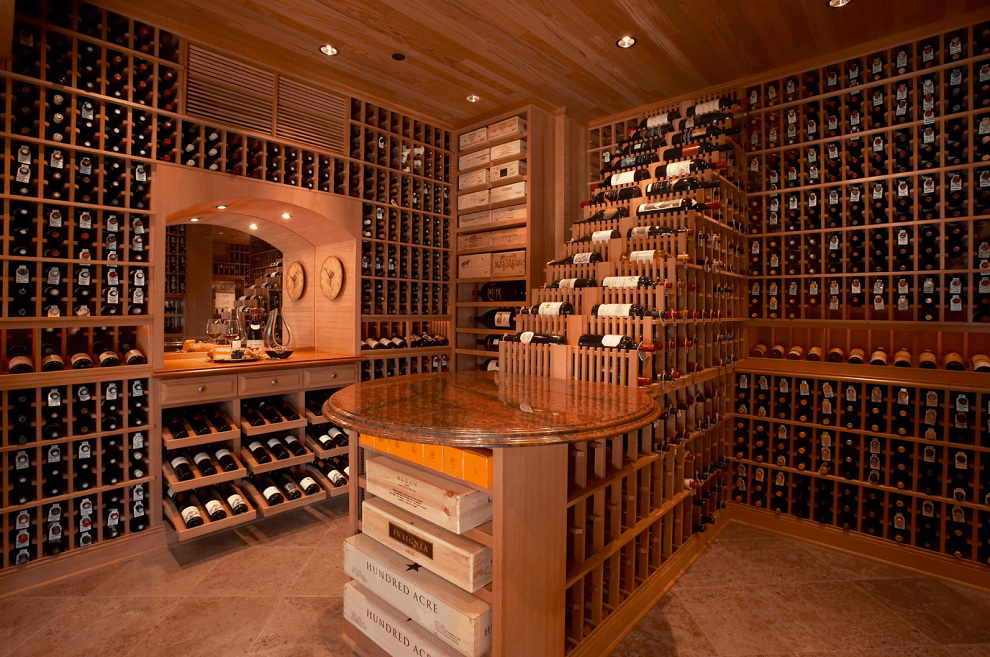 Hầm lưu trữ rượu