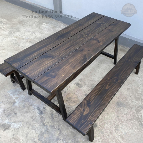 Bàn gỗ thông - ghế băng dài 4