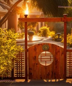 Cổng Gỗ Sân Vườn C23 - Ô Tròn Trang Trí Mặt Trời, Gỗ Thông