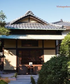 Nhà Gỗ Nhật Bản J77 - Mặt Tiền Cửa Lưới Mái Hai Tầng, Gỗ Thông