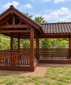 Chòi Gỗ Sân Vườn T121 - Mặt Bằng Chữ L Hai Cánh Mái Gặp Góc, Gỗ Thông Màu Nâu Đỏ