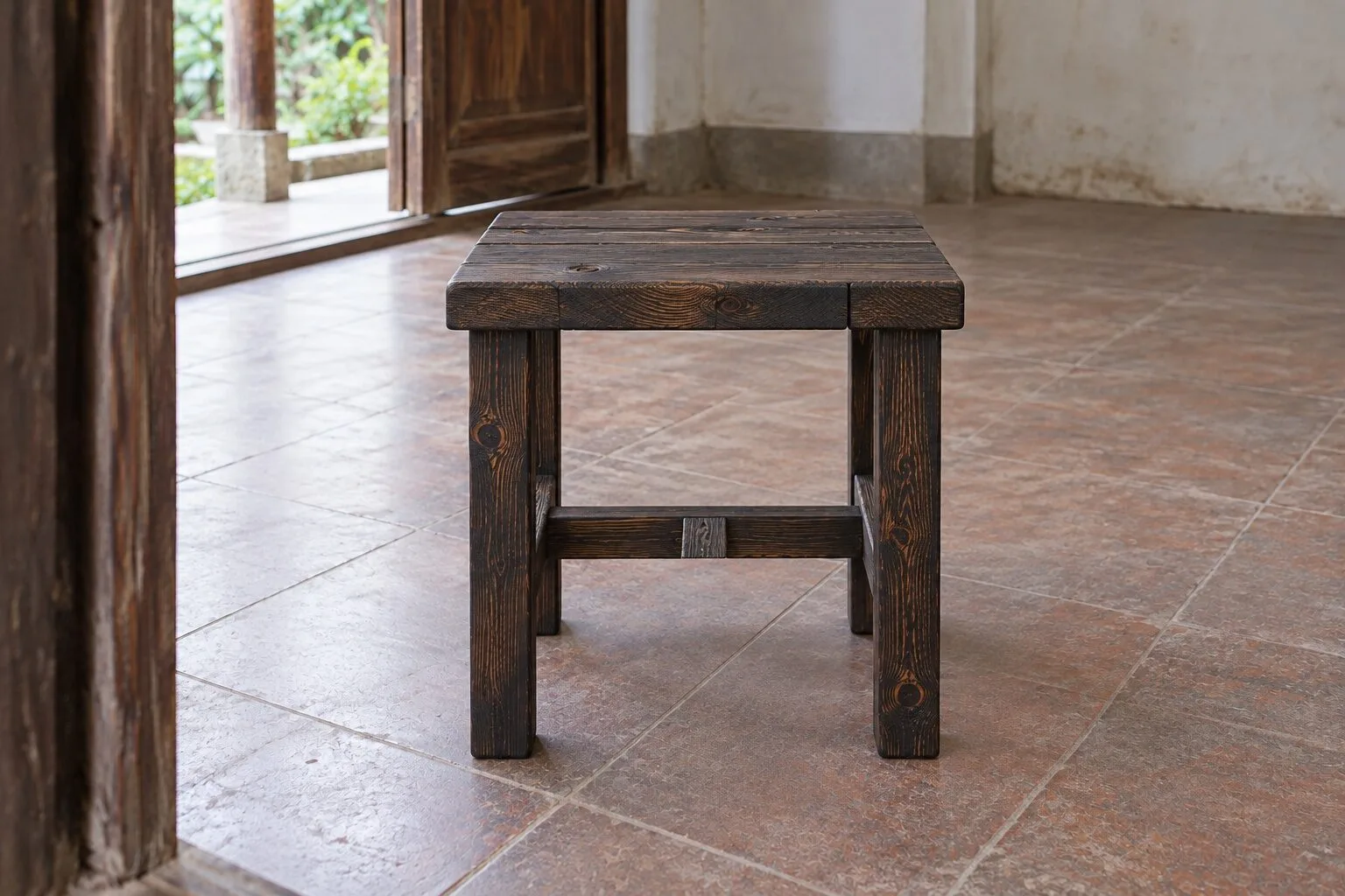 Ghế Đẩu Gỗ Thông NT59 - Vuông Bốn Chân Giằng Chữ H, Gỗ Thông Màu Gỗ Cháy Ghế Đẩu Gỗ Thông NT59 - Vuông Bốn Chân Giằng Chữ H, Gỗ Thông Màu Gỗ Cháy