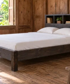 Giường gỗ GN21 – nhìn chéo, khối đầu giường dày