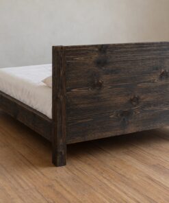 Giường Gỗ Thông GN29 - Đuôi Giường Liền Ghế Băng, Gỗ Thông Màu Gỗ Cháy