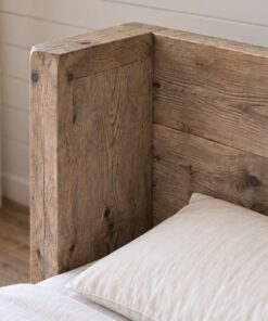 Giường Gỗ Thông GN32 - Đầu Giường Có Hai Cánh Chắn Gập Về Trước, Gỗ Thông Màu Vintage