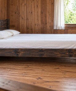 Giường Gỗ Thông GN33 - Mộng Lộ Chốt Gỗ Bốn Góc Chân Bản To, Gỗ Thông Màu Gỗ Cháy