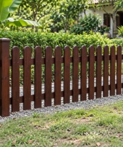 Hàng Rào Gỗ Sân Vườn HR26 - Nan Đứng Đầu Tròn Thấp Sân Trước, Gỗ Thông Màu Nâu Cánh Gián