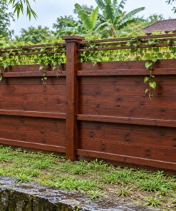 Hàng Rào Gỗ Sân Vườn HR29 - Đỉnh Có Xà Chìa Giàn Leo, Gỗ Thông Màu Nâu Đỏ
