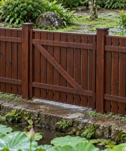 Hàng Rào Gỗ Sân Vườn HR34 - Có Cửa Ngách Liền Một Nhịp, Gỗ Thông Màu Nâu Cánh Gián