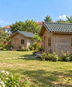 Nhà Gỗ Homestay S100 - Ba Căn Nhỏ Riêng Quây Quanh Sân Chung, Gỗ Thông Màu Vintage
