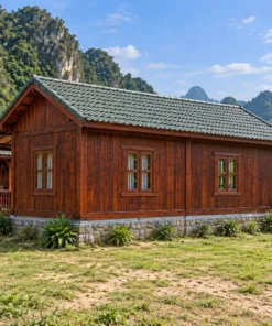 Nhà Gỗ Homestay S91 - Ba Dãy Phòng Chữ U Ôm Sân Có Hiên Liền, Gỗ Thông Màu Nâu Đỏ