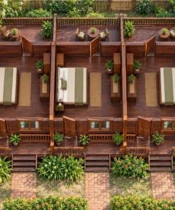 Nhà Gỗ Homestay S96 - Ba Phòng Mỗi Phòng Sân Sau Rào Gỗ Riêng, Gỗ Thông Màu Nâu Đỏ