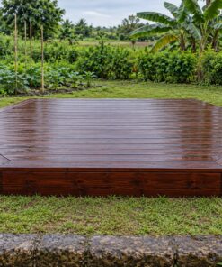 Sàn Gỗ Ngoài Trời SG14 - Lục Giác Giữa Bãi Cỏ, Gỗ Thông Màu Nâu Cánh Gián