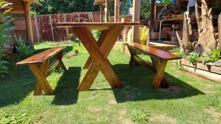 Bàn ghế chữ X ngoài trời