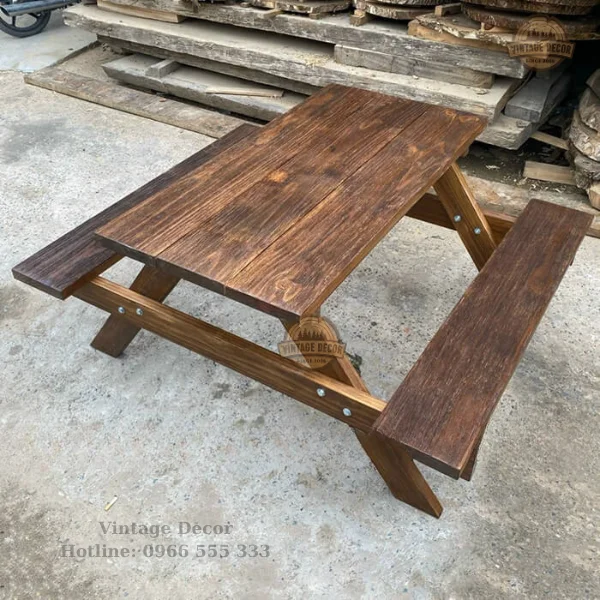 Bàn ghế liền dáng chữ A 2